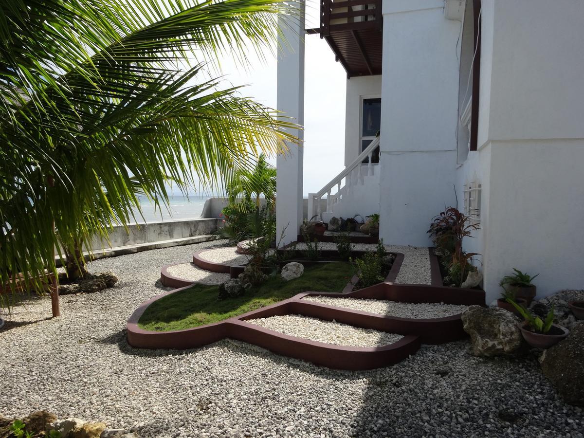 House Rapunzel Hotel Oslob Exterior foto